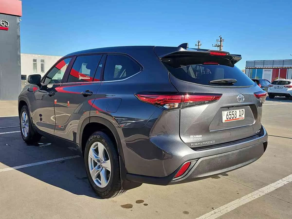 TOYOTA Highlander - 6