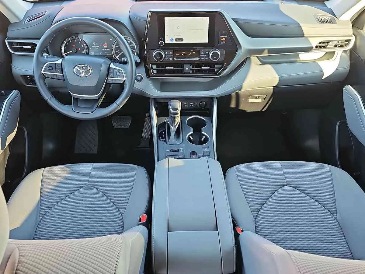 TOYOTA Highlander - 8
