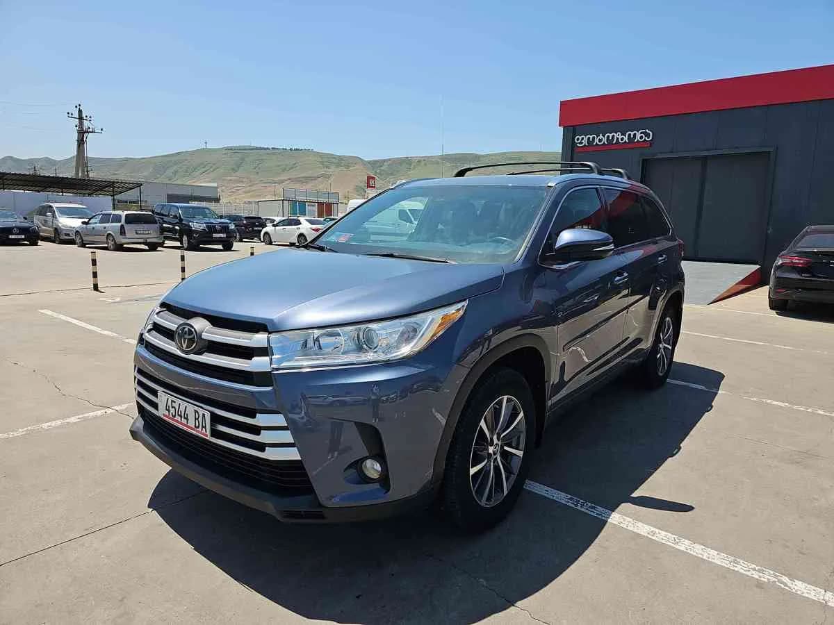 TOYOTA Highlander - 1