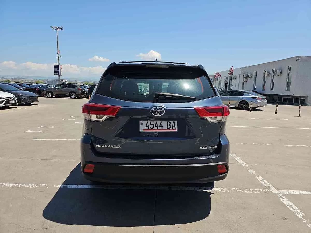 TOYOTA Highlander - 5