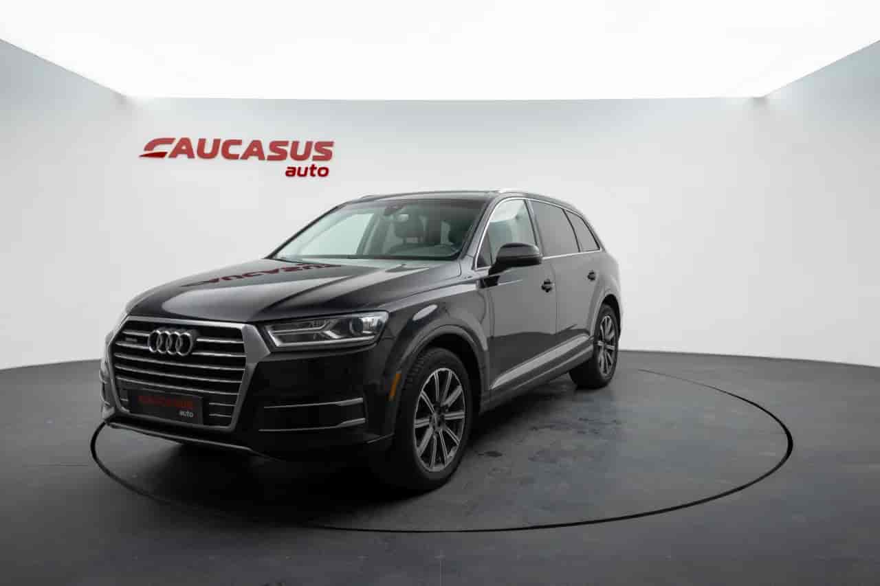 AUDI Q7 - 1