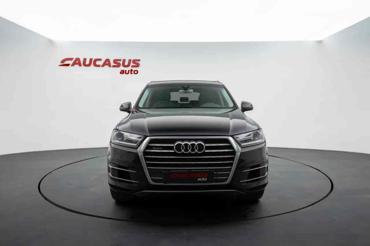 AUDI Q7 - 2