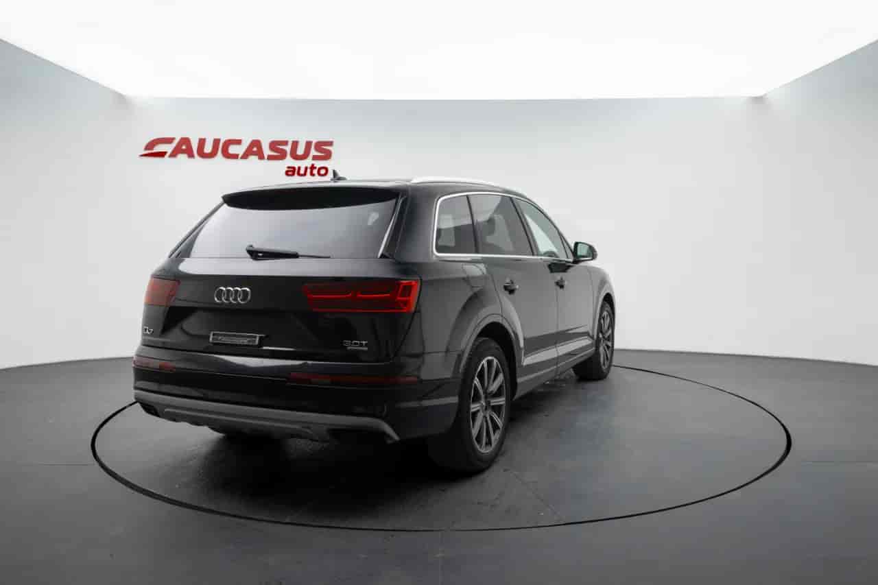 AUDI Q7 - 4