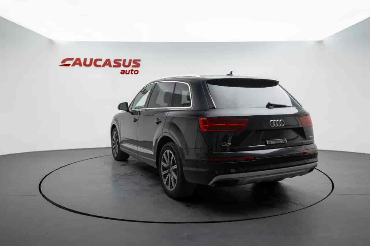 AUDI Q7 - 6