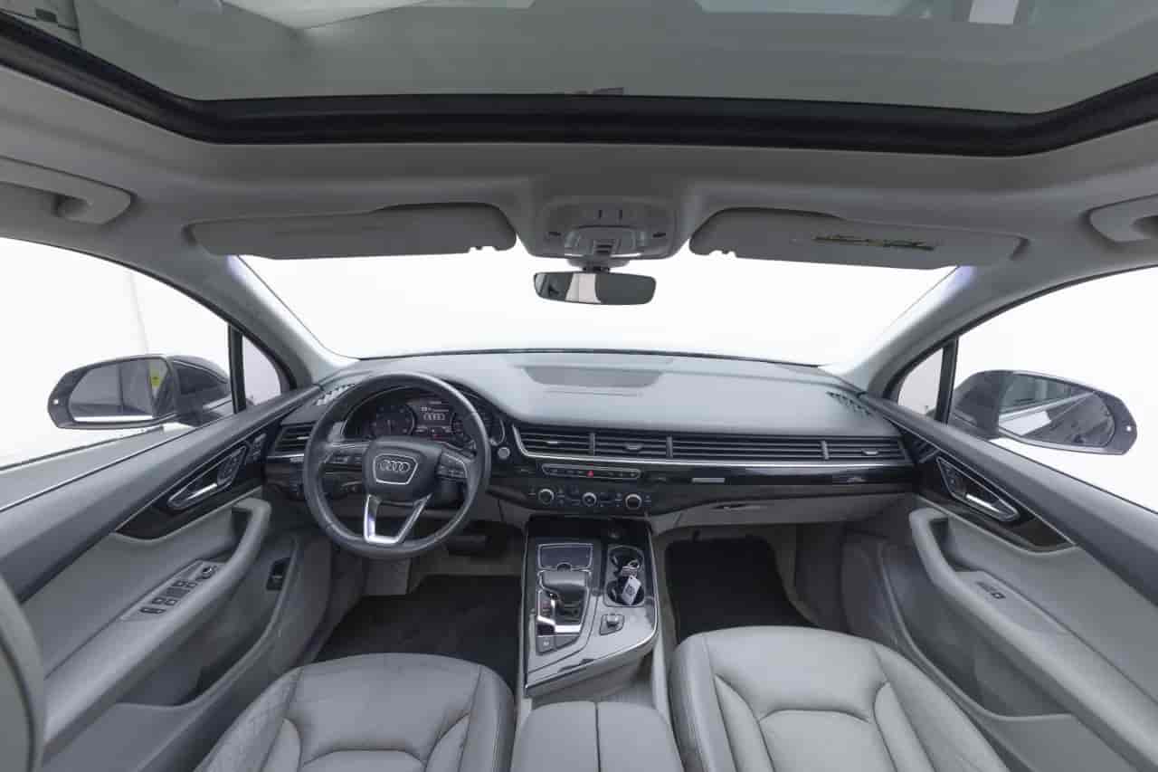 AUDI Q7 - 9