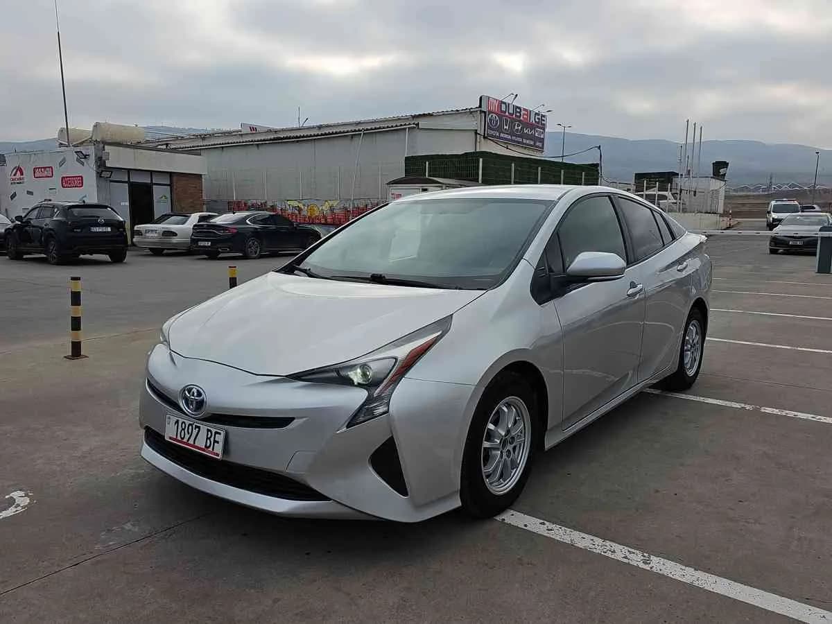 TOYOTA Prius - 1