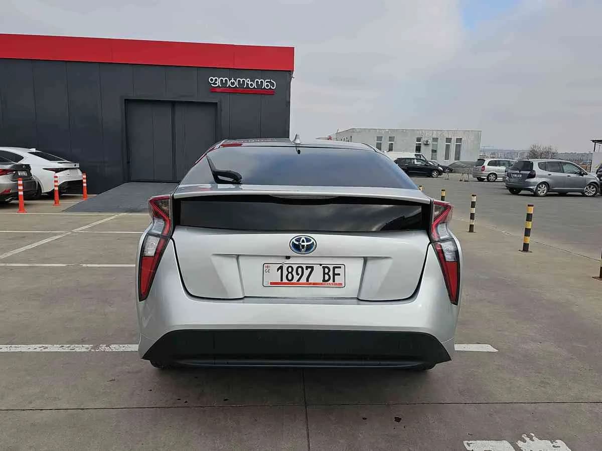 TOYOTA Prius - 5