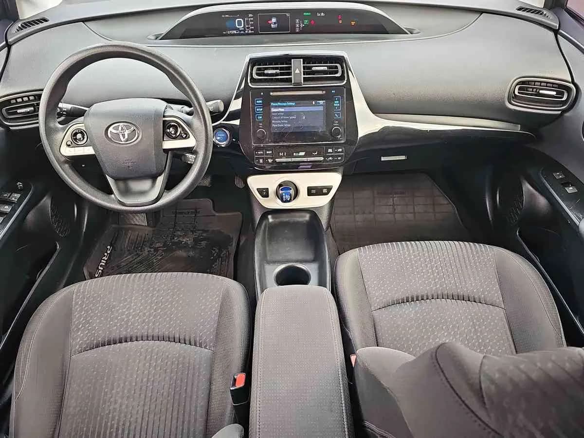 TOYOTA Prius - 8