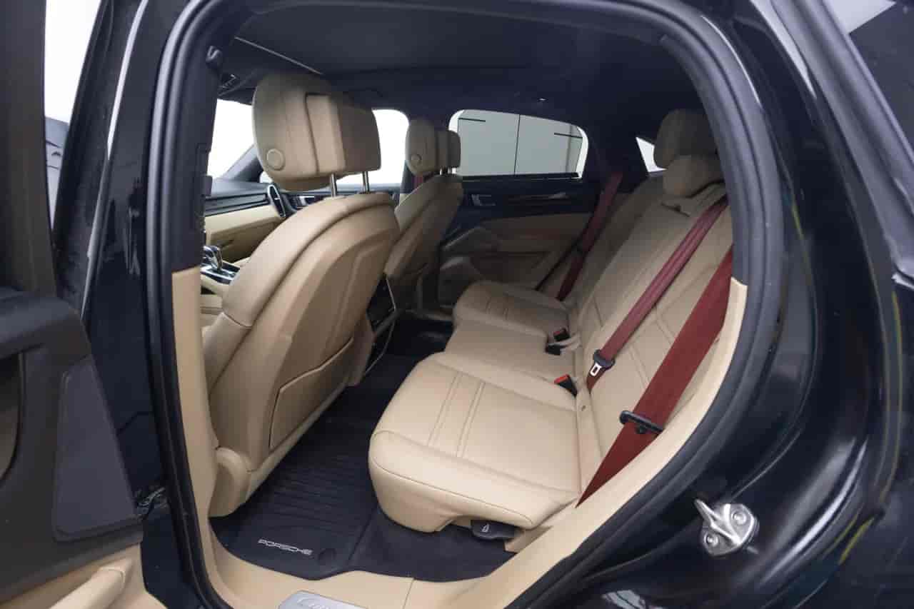 PORSCHE Cayenne - 8