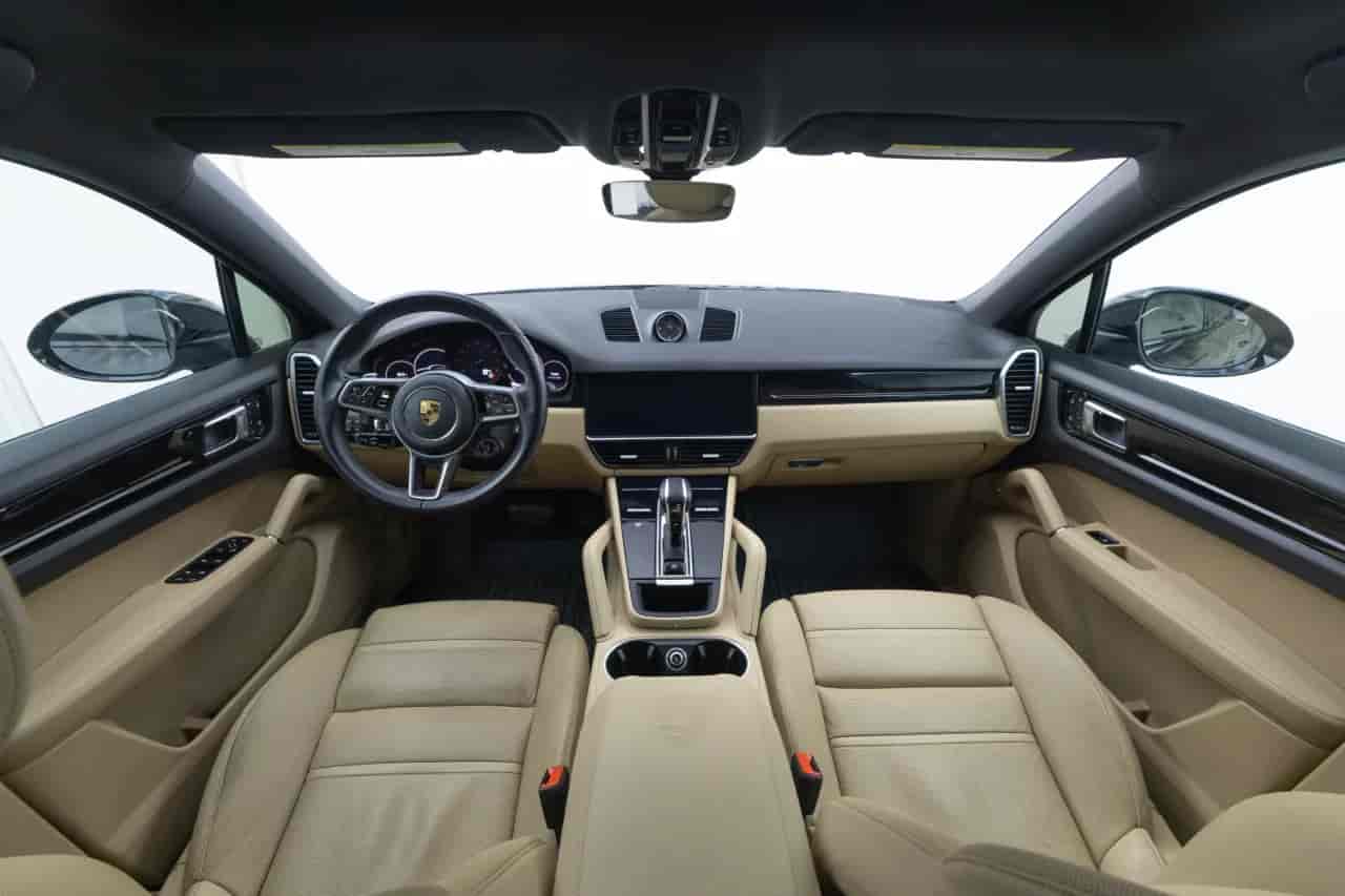 PORSCHE Cayenne - 9