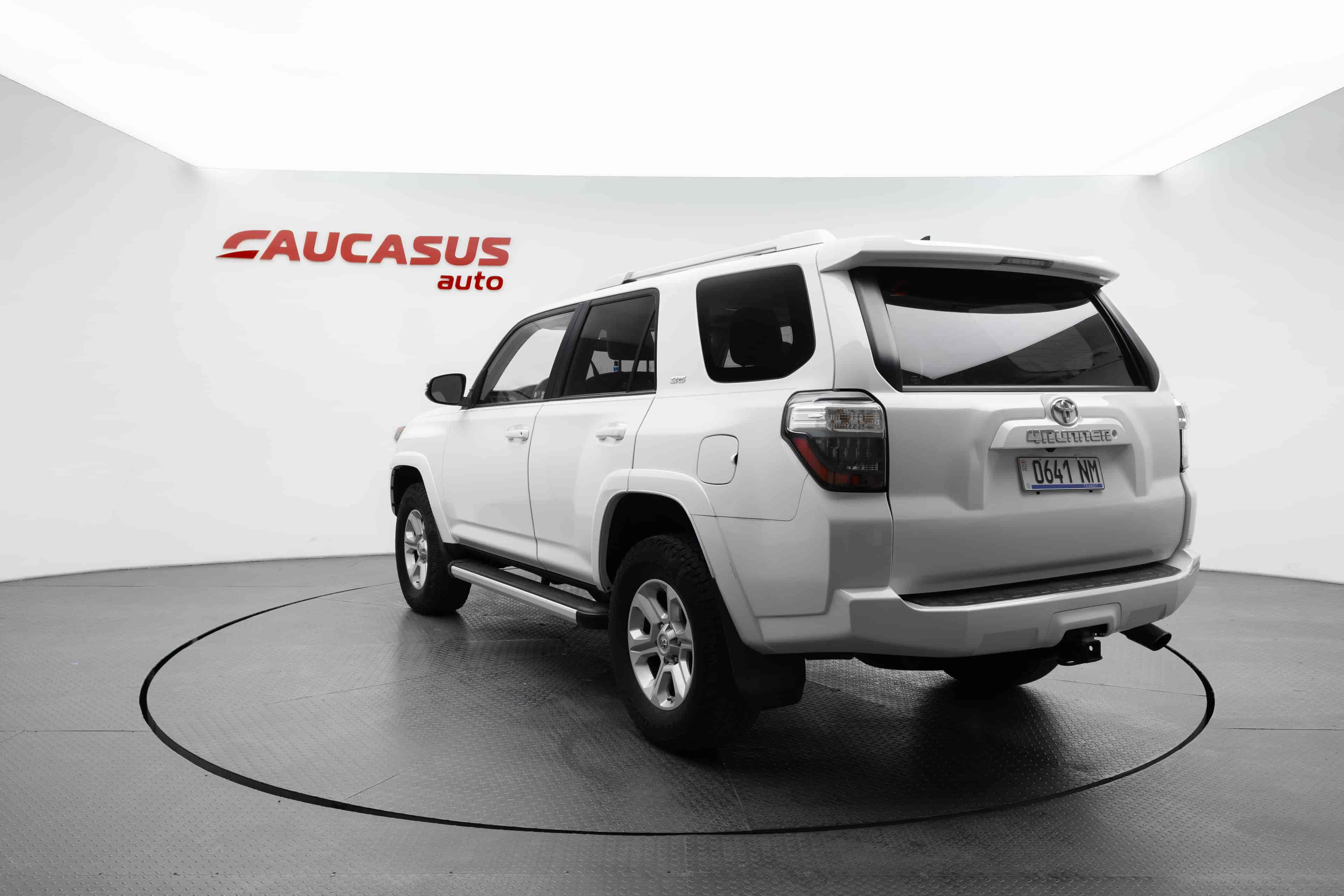 TOYOTA 4Runner - 6