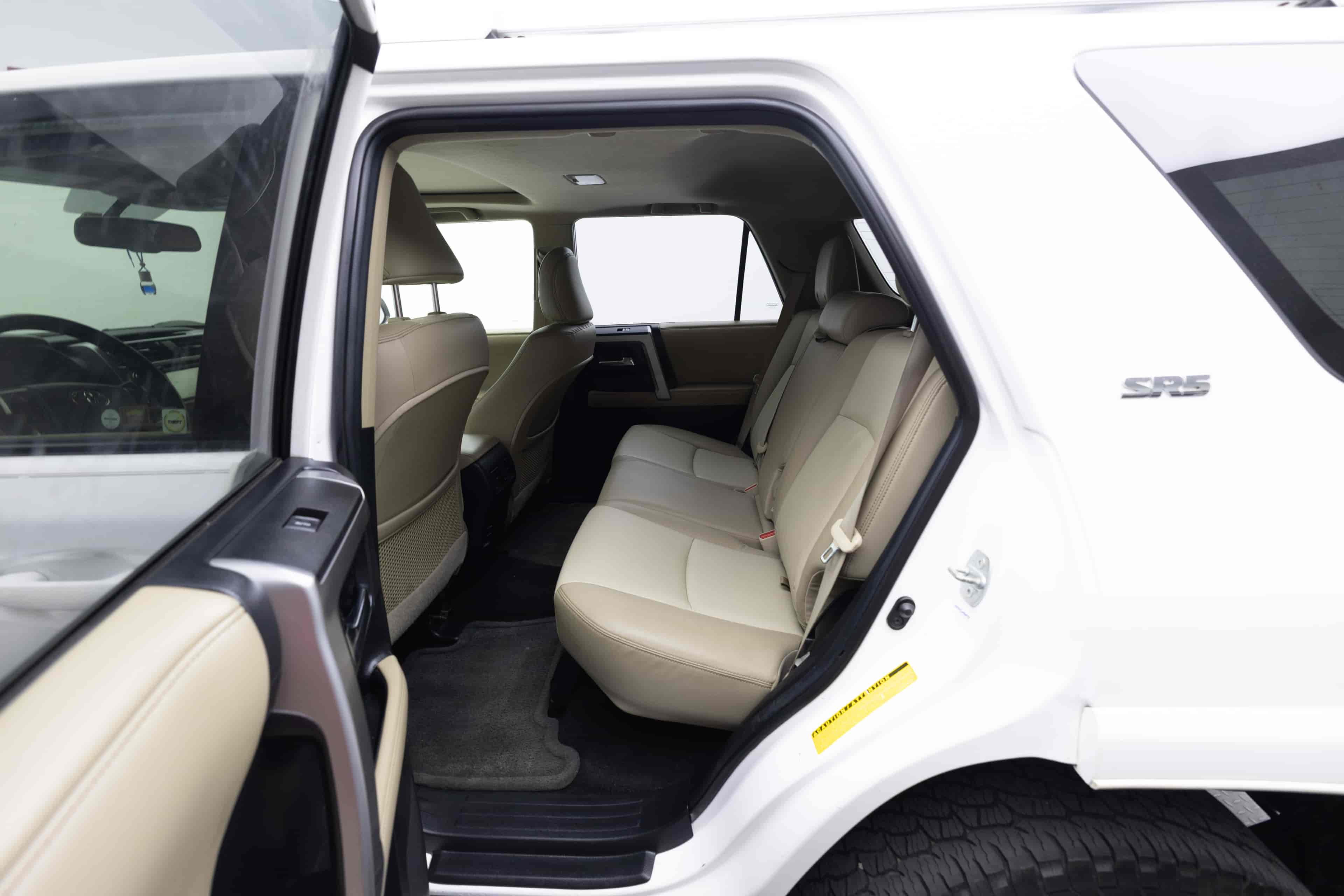 TOYOTA 4Runner - 8