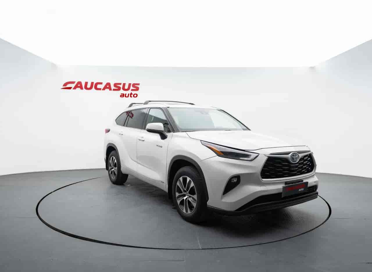 TOYOTA Highlander - 3