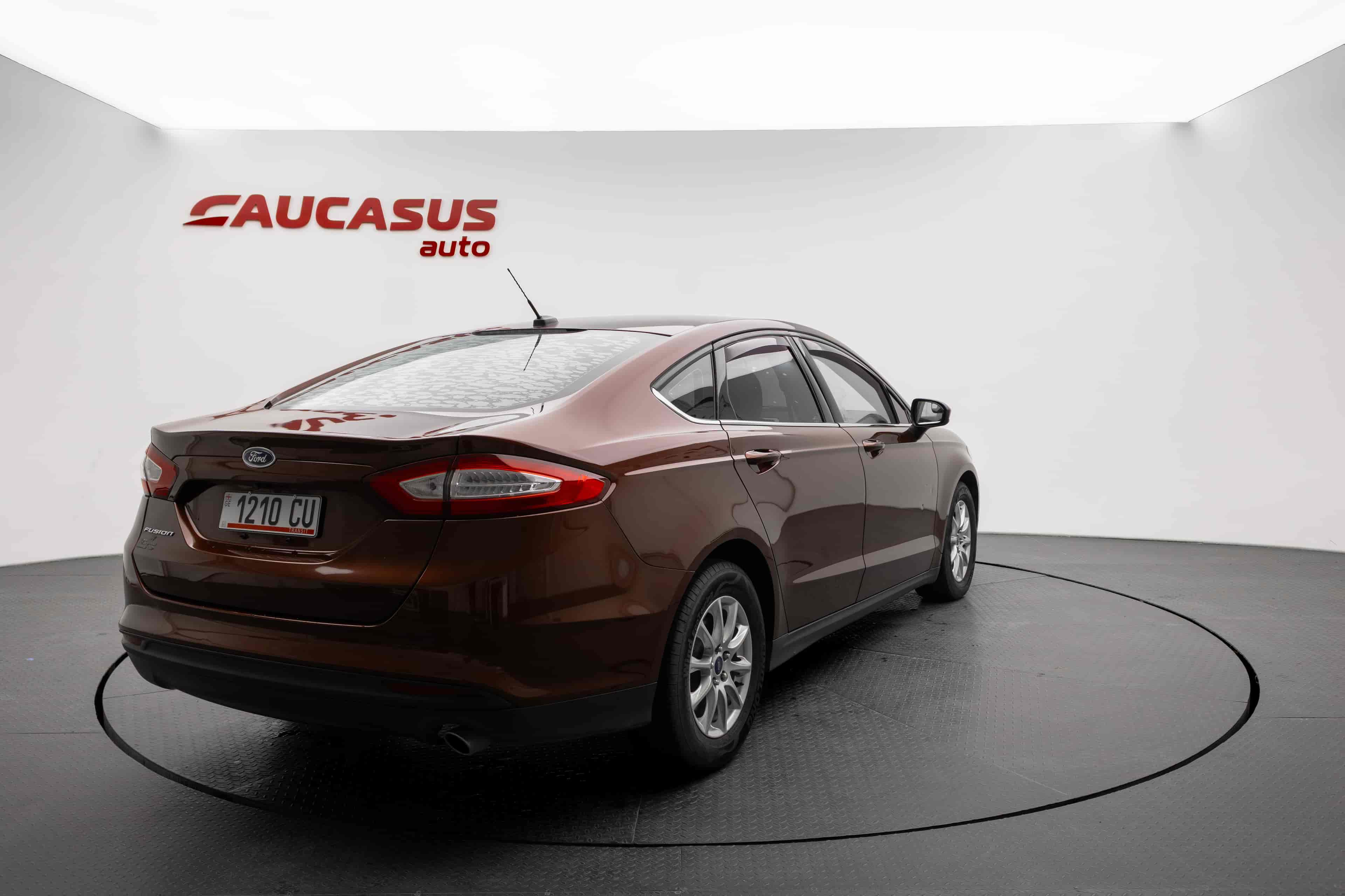 FORD Fusion - 6