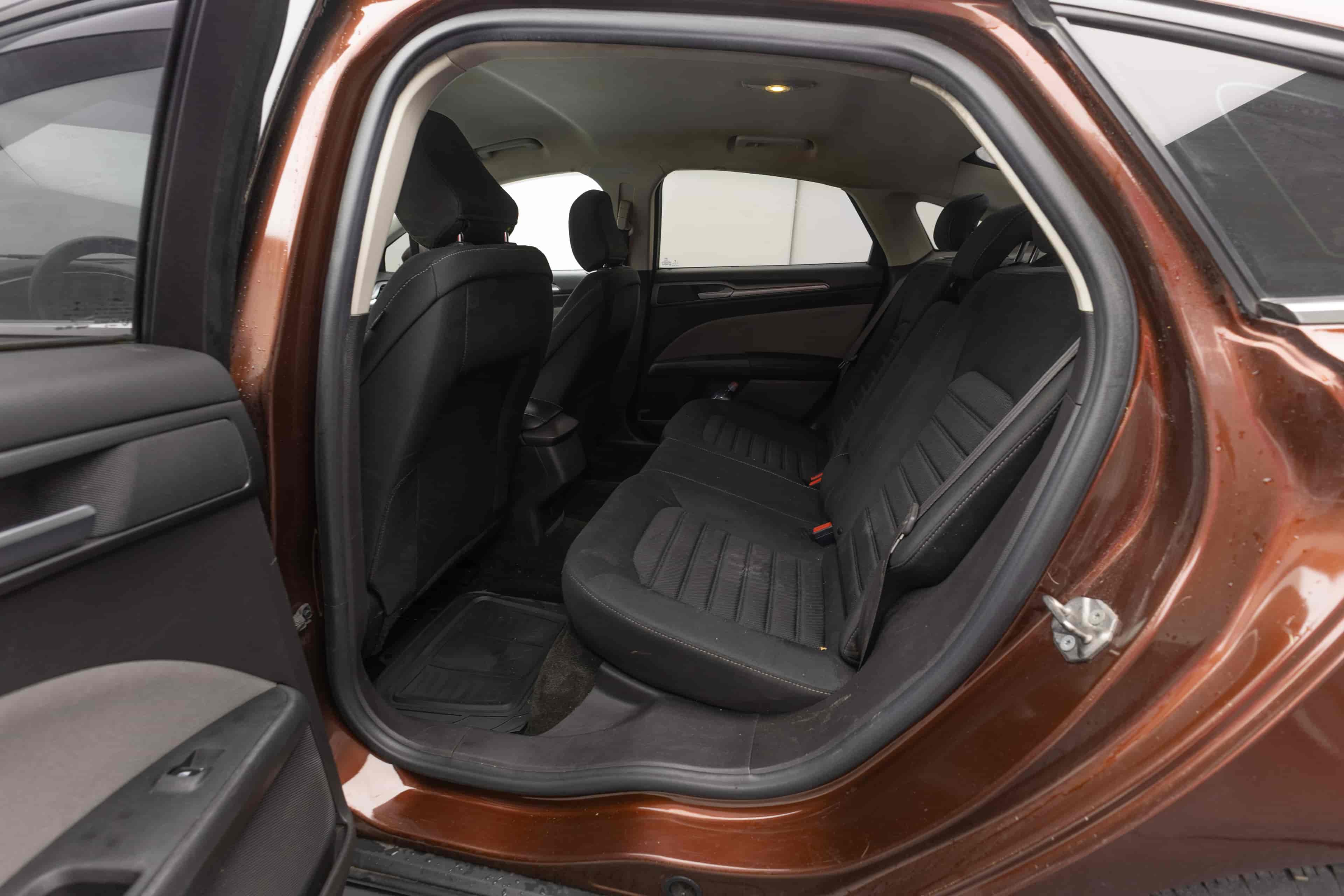 FORD Fusion - 8