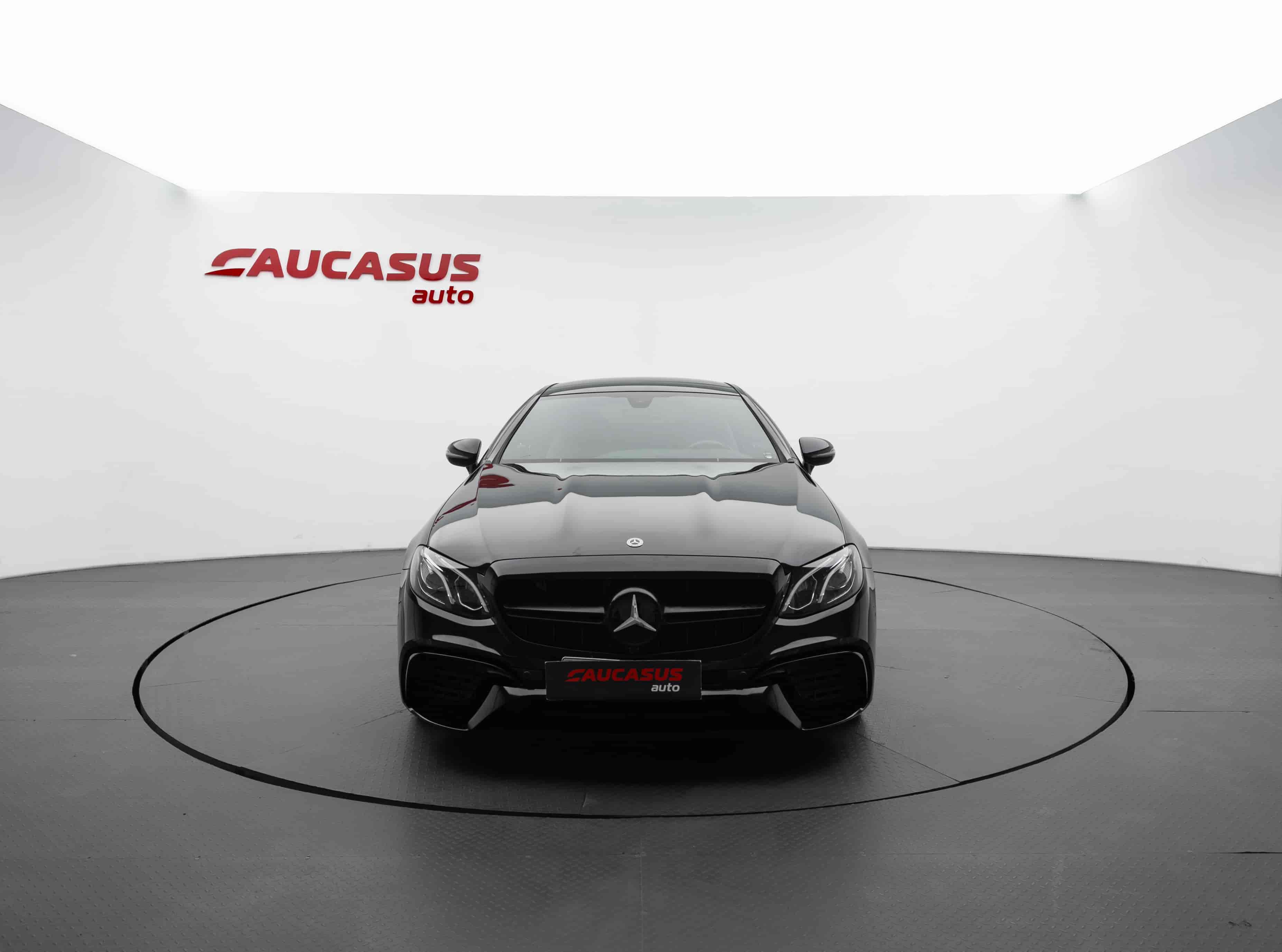 MERCEDES-BENZ E-Class - 2