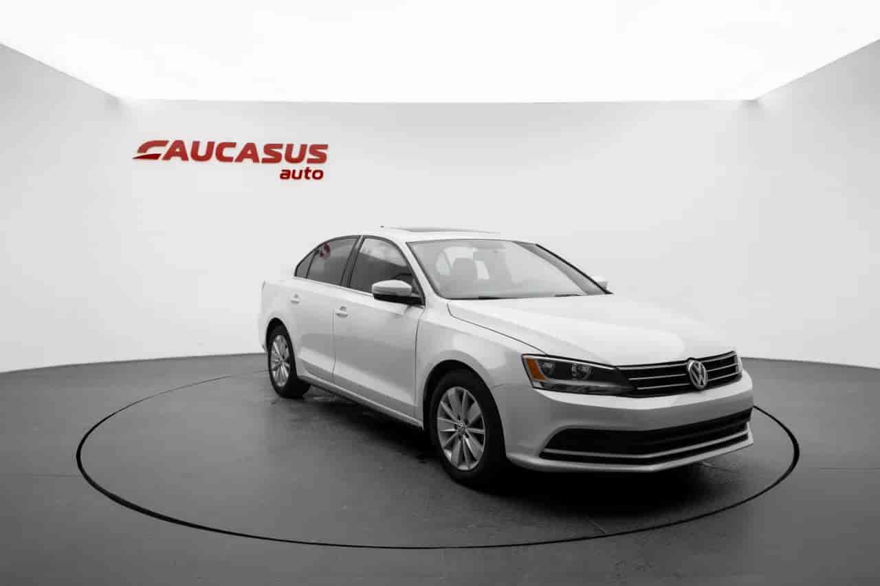 VOLKSWAGEN Jetta - 3