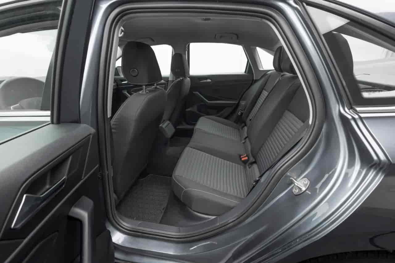 VOLKSWAGEN Jetta - 8