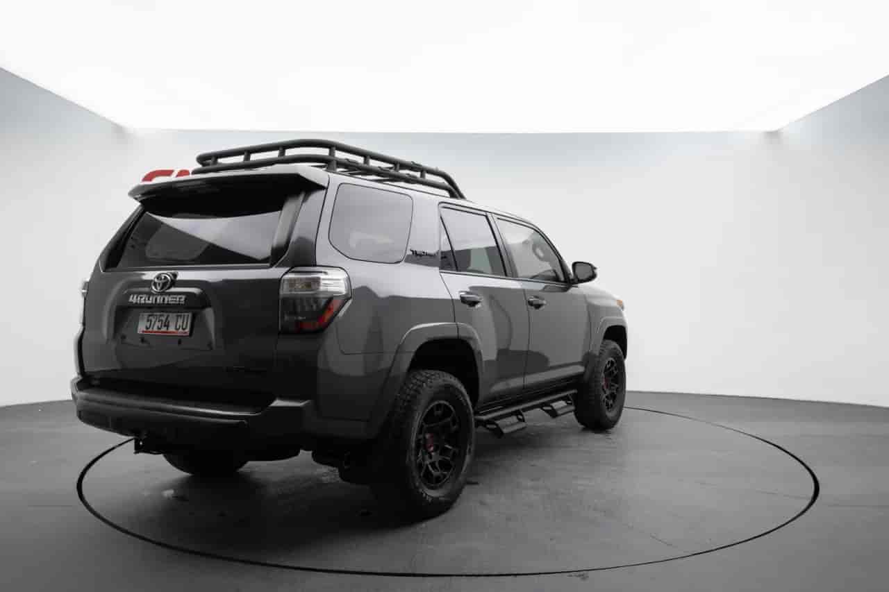 TOYOTA 4Runner - 4