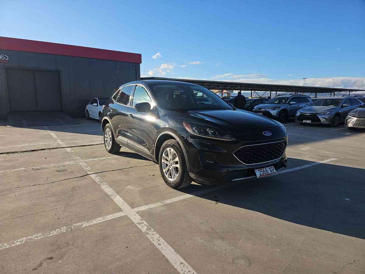 FORD Escape - 3