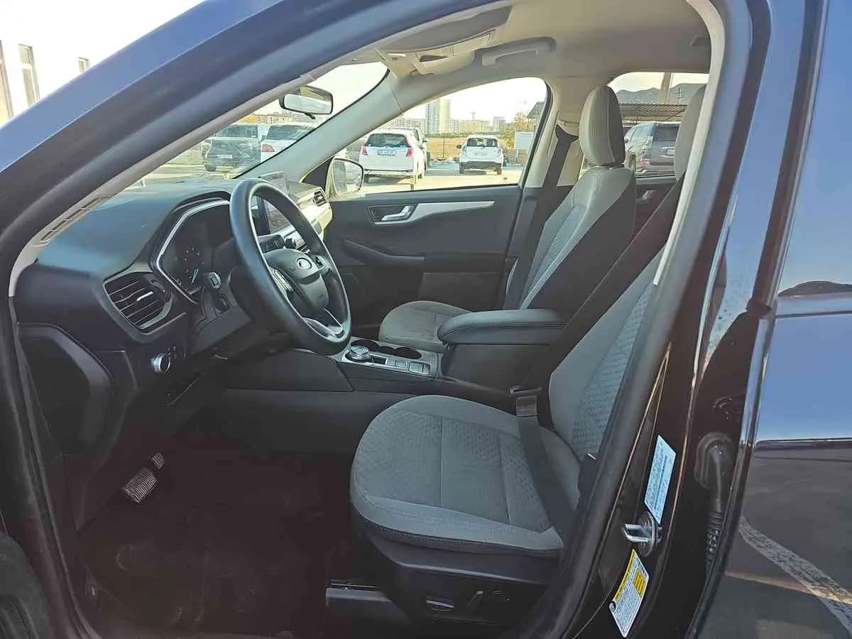 FORD Escape - 8
