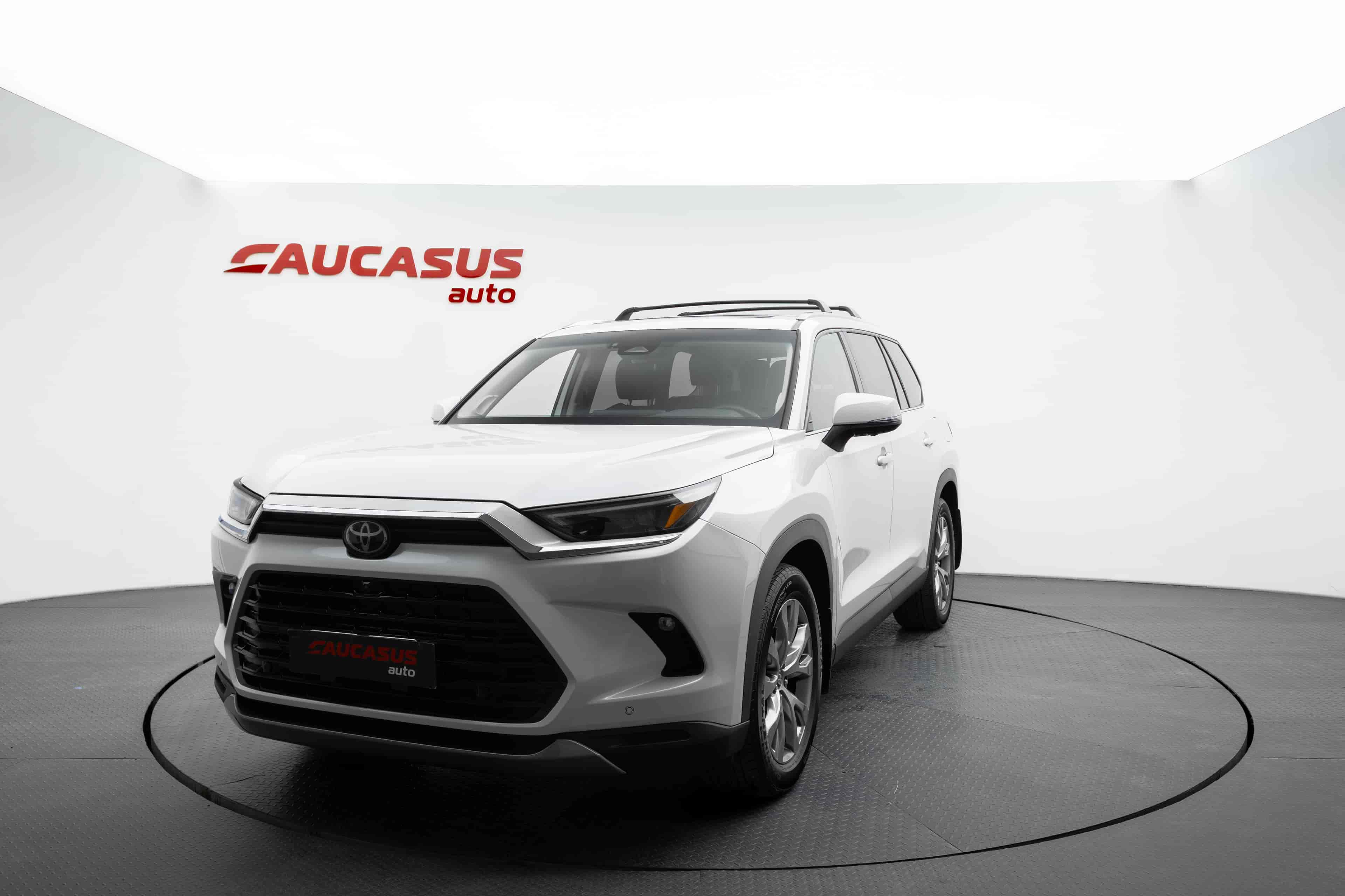 TOYOTA Grand Highlander - 1