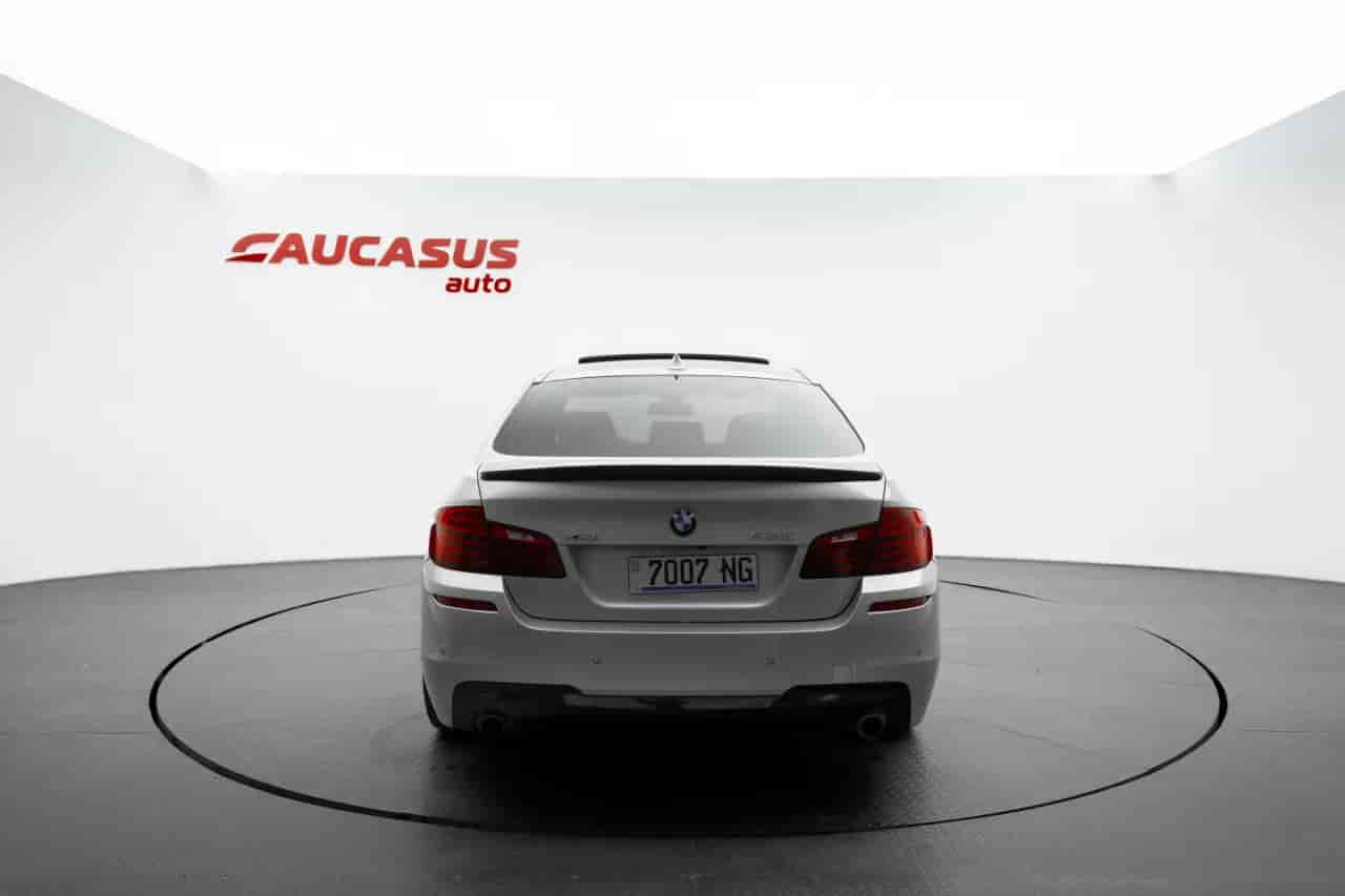 BMW 5-Series - 5
