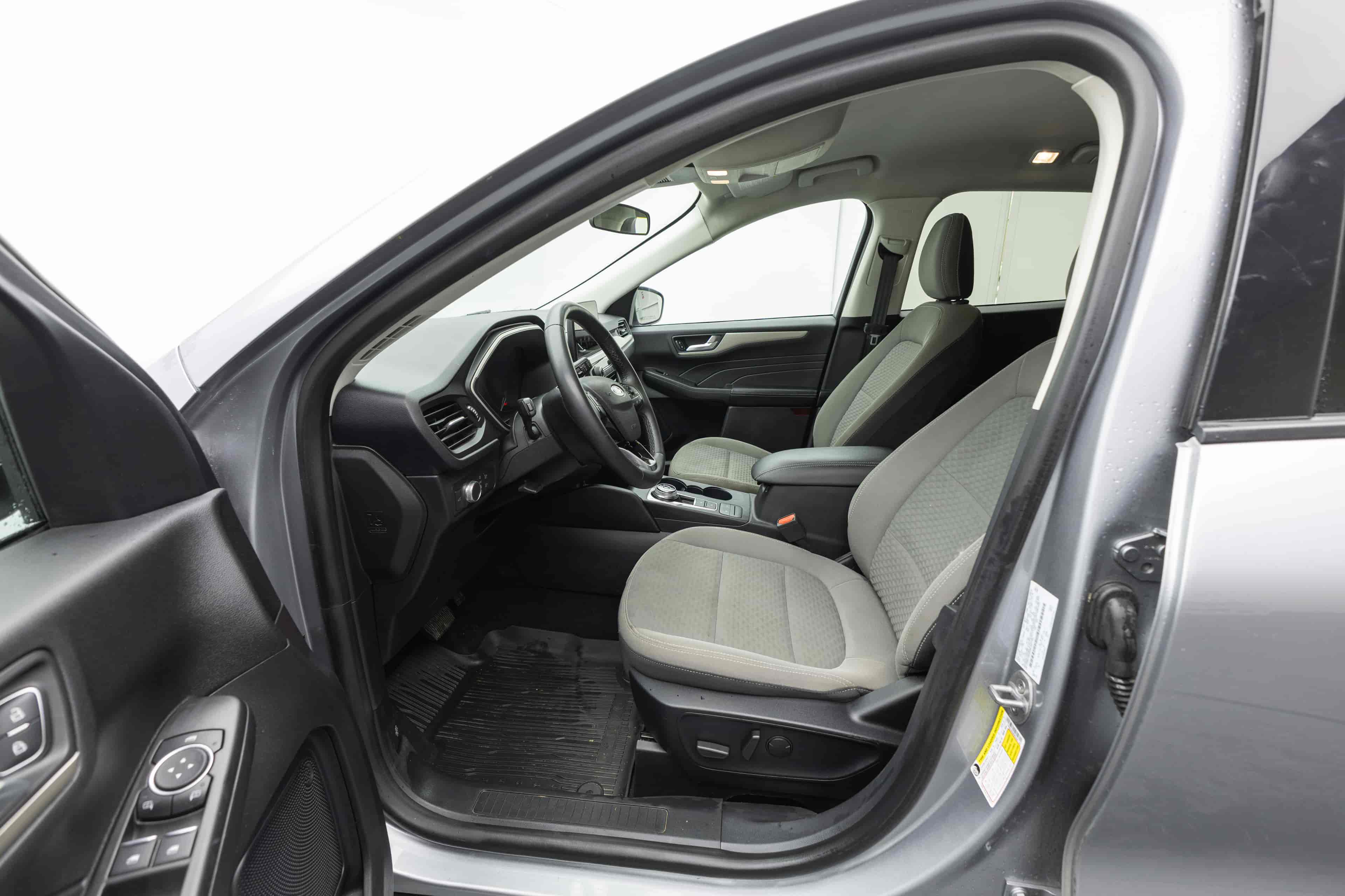 FORD Escape - 10