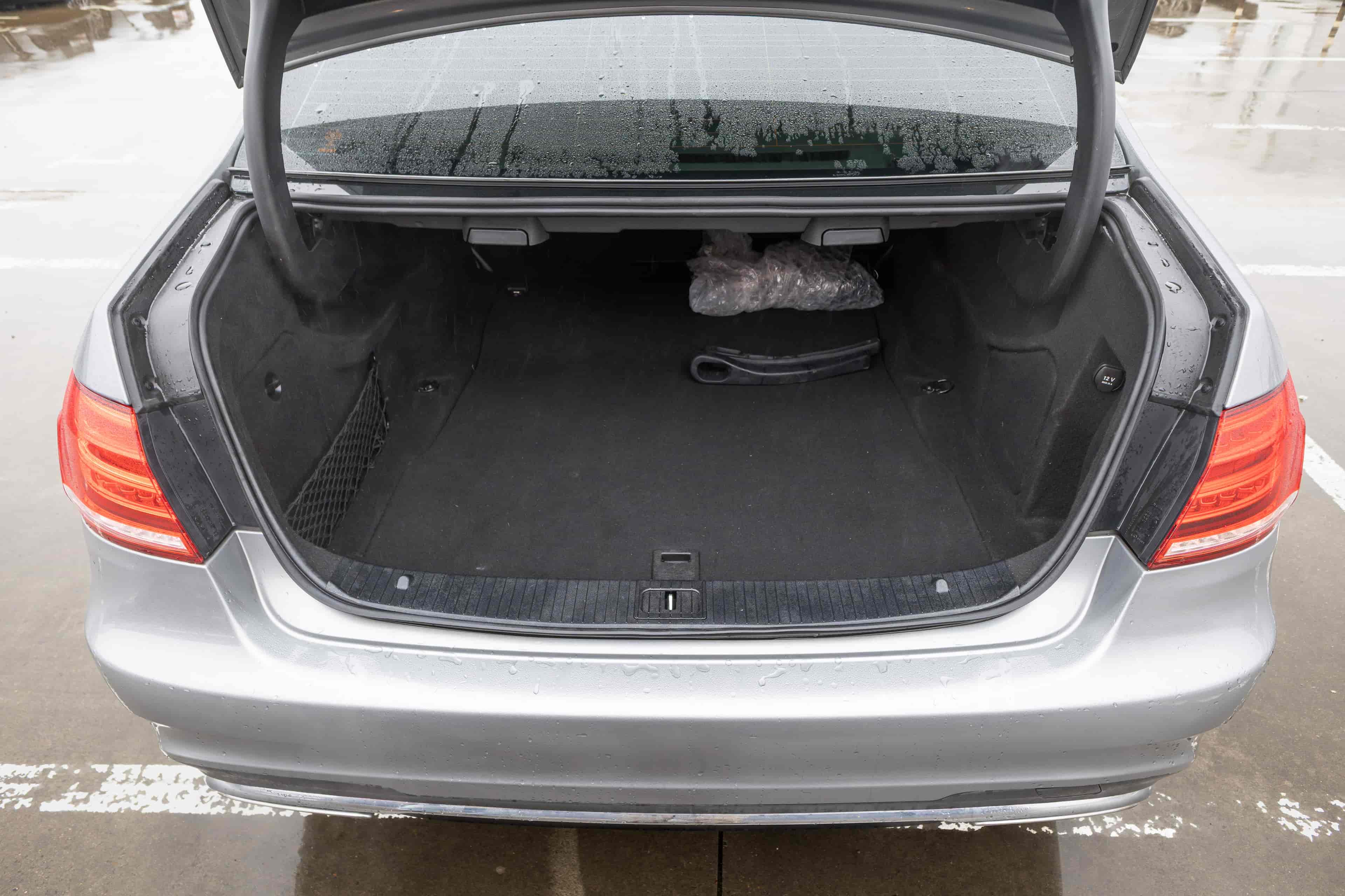 MERCEDES-BENZ E-Class - 7