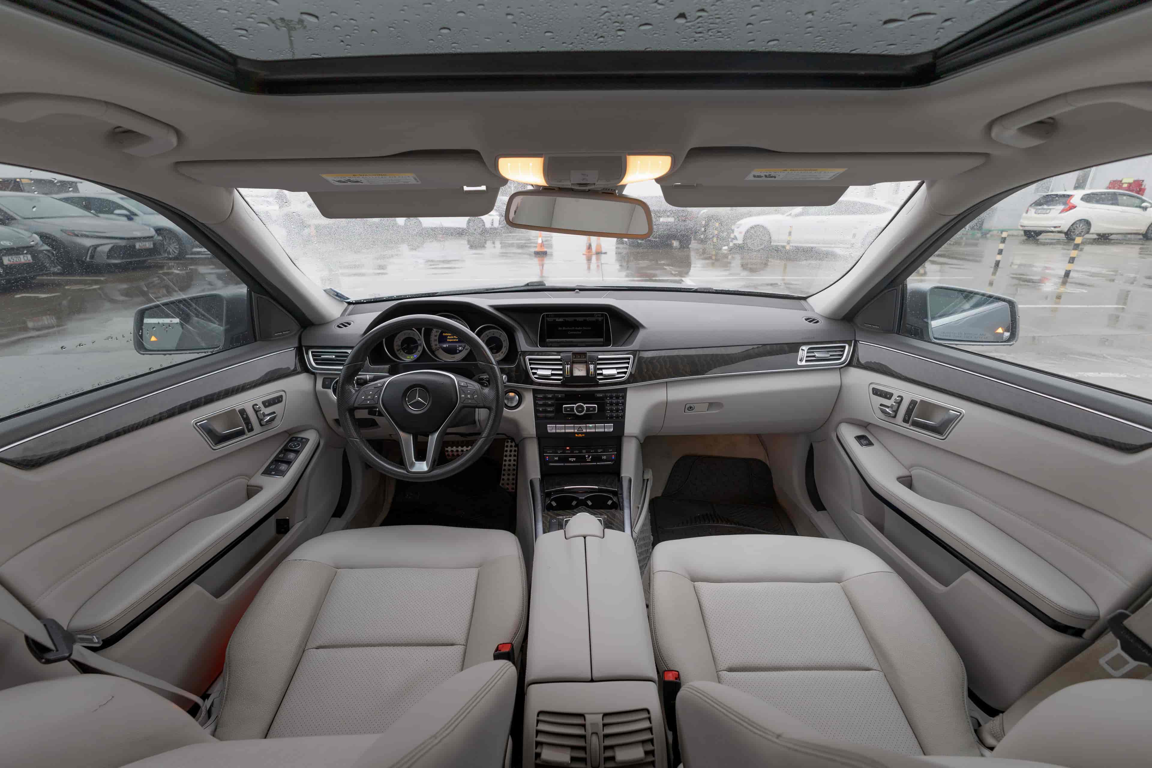 MERCEDES-BENZ E-Class - 9