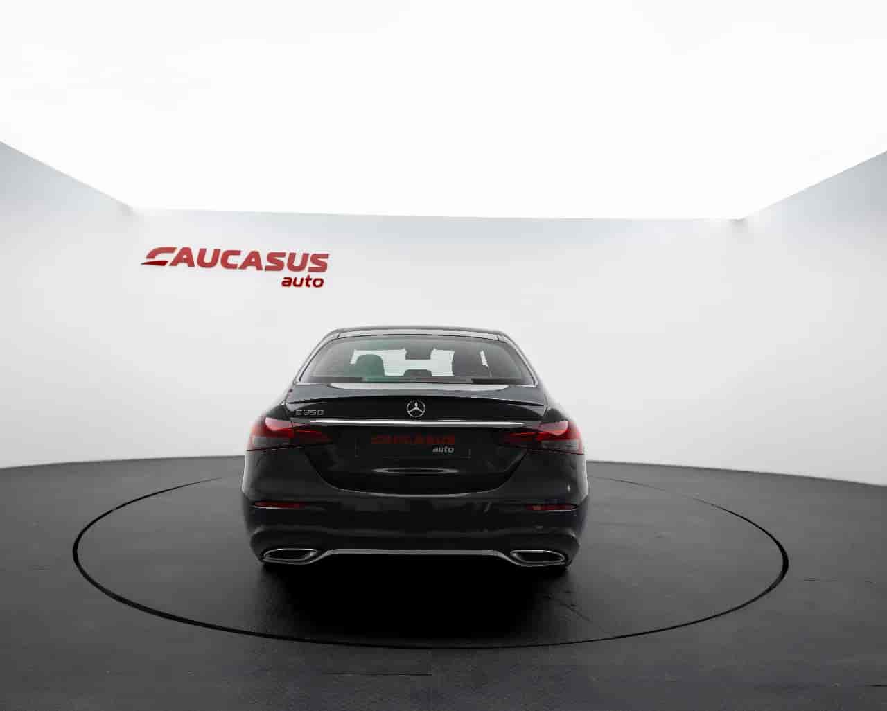 MERCEDES-BENZ E-Class - 5