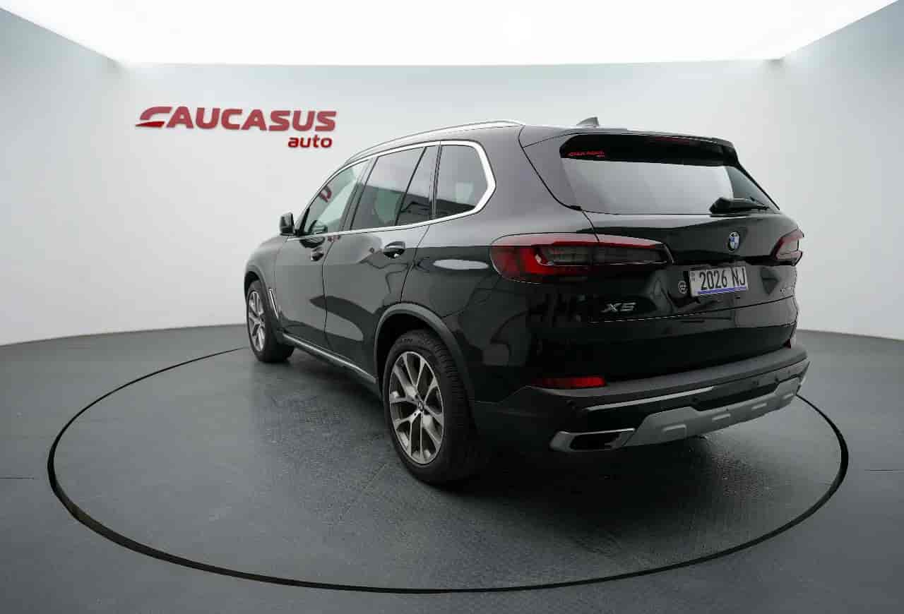 BMW X5 - 6