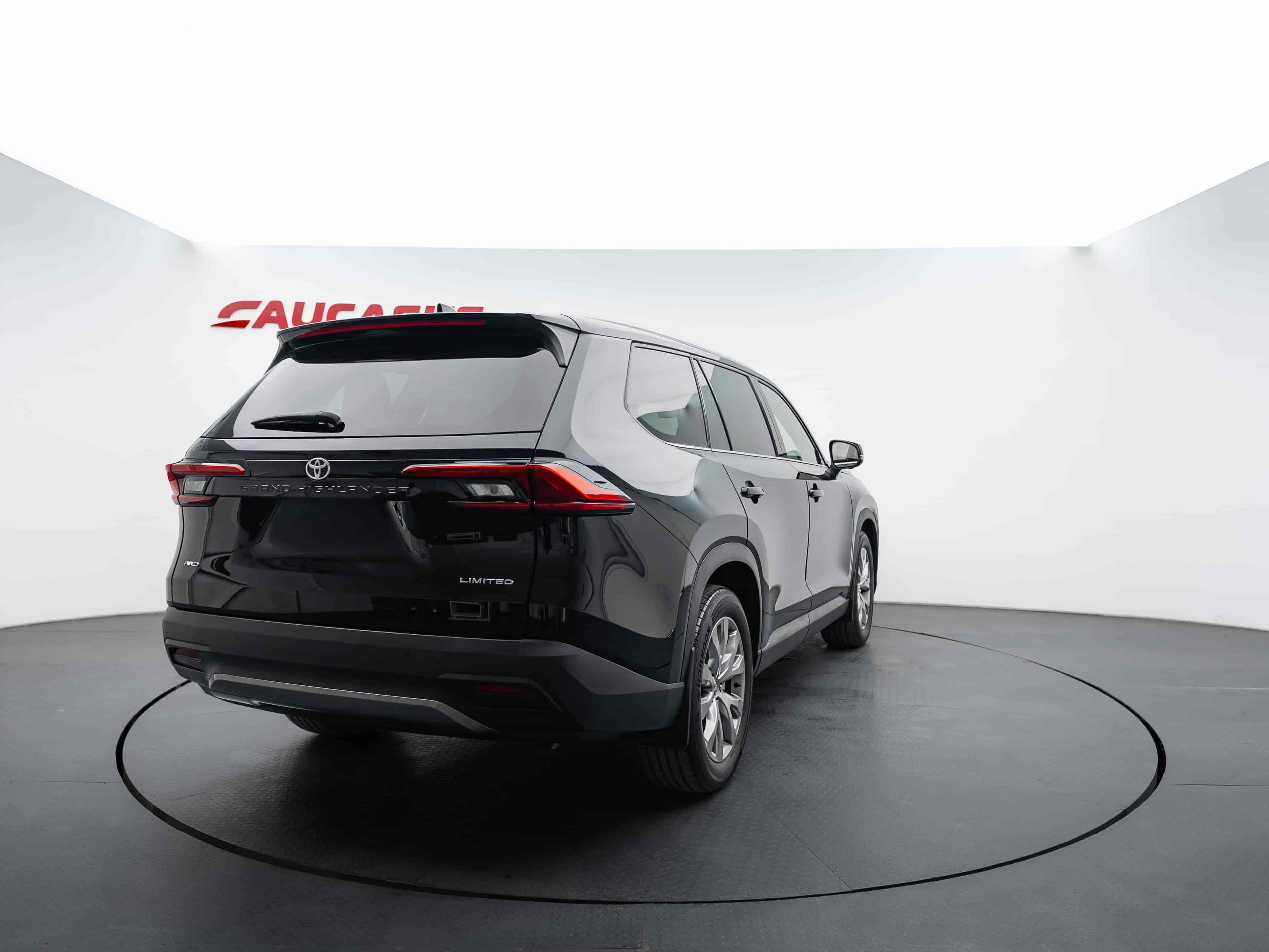 TOYOTA Grand Highlander - 4