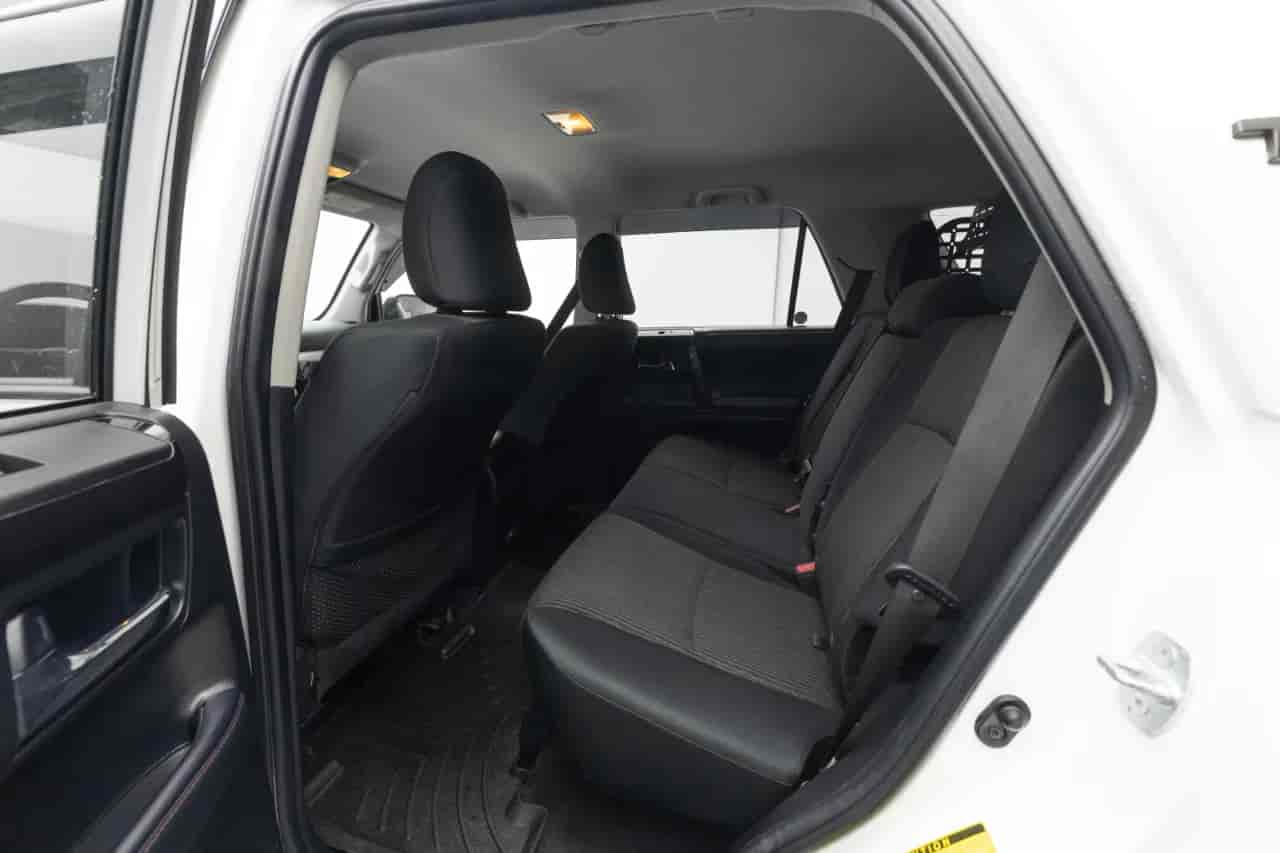 TOYOTA 4-Runner - 8