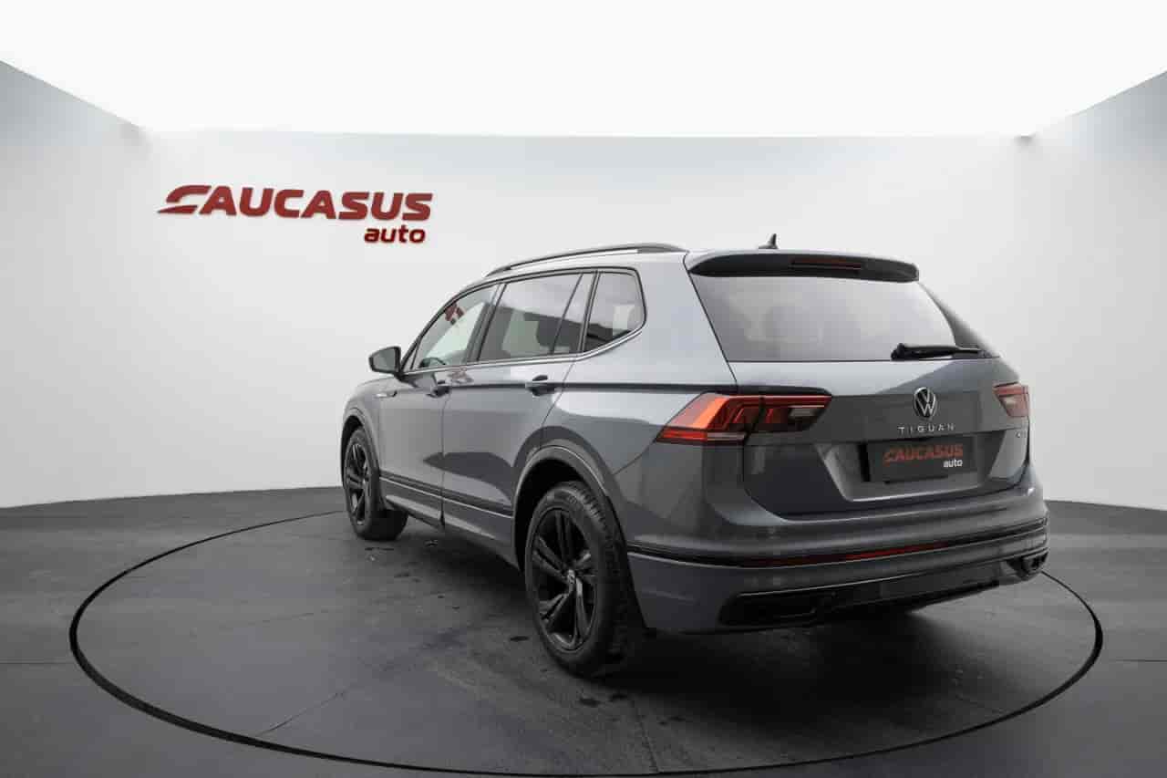 VOLKSWAGEN Tiguan - 4