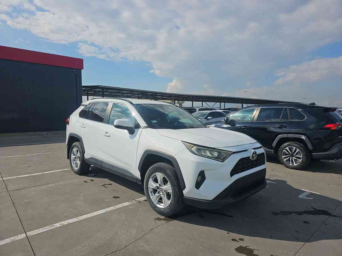 TOYOTA RAV4 - 3