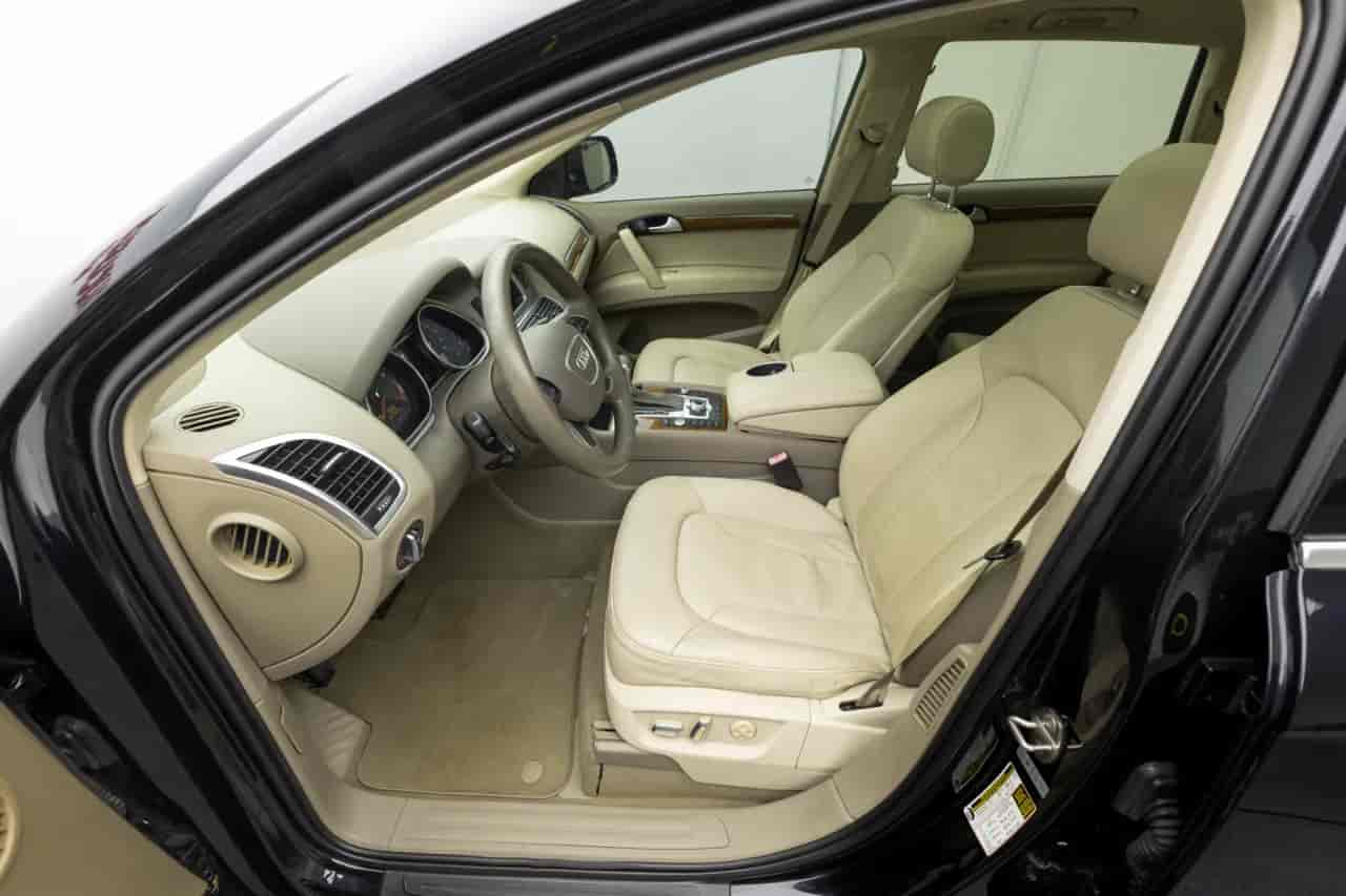 AUDI Q7 - 10