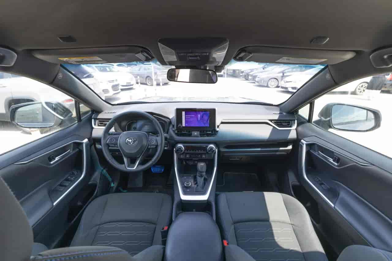 TOYOTA RAV4 - 9