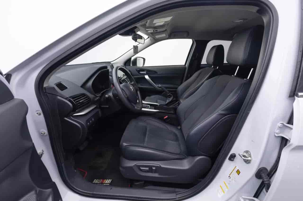 MITSUBISHI Eclipse Cross - 10