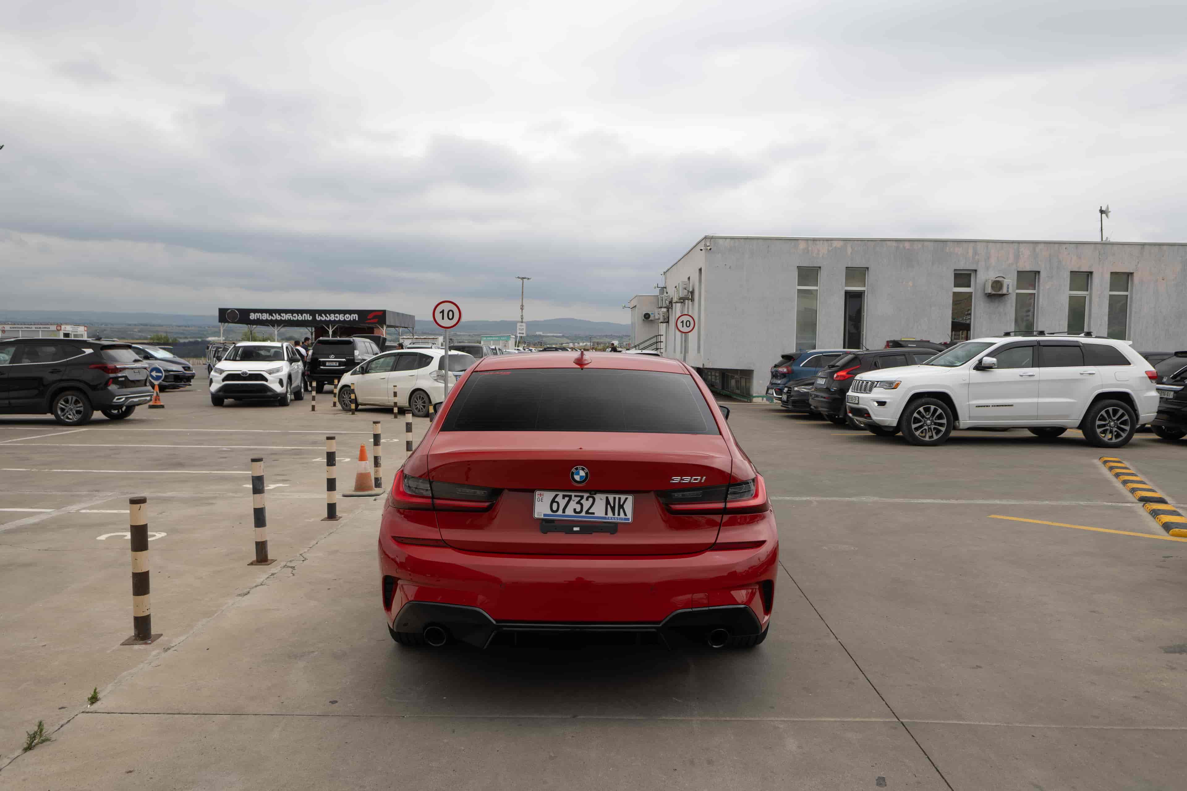 BMW 330i - 5