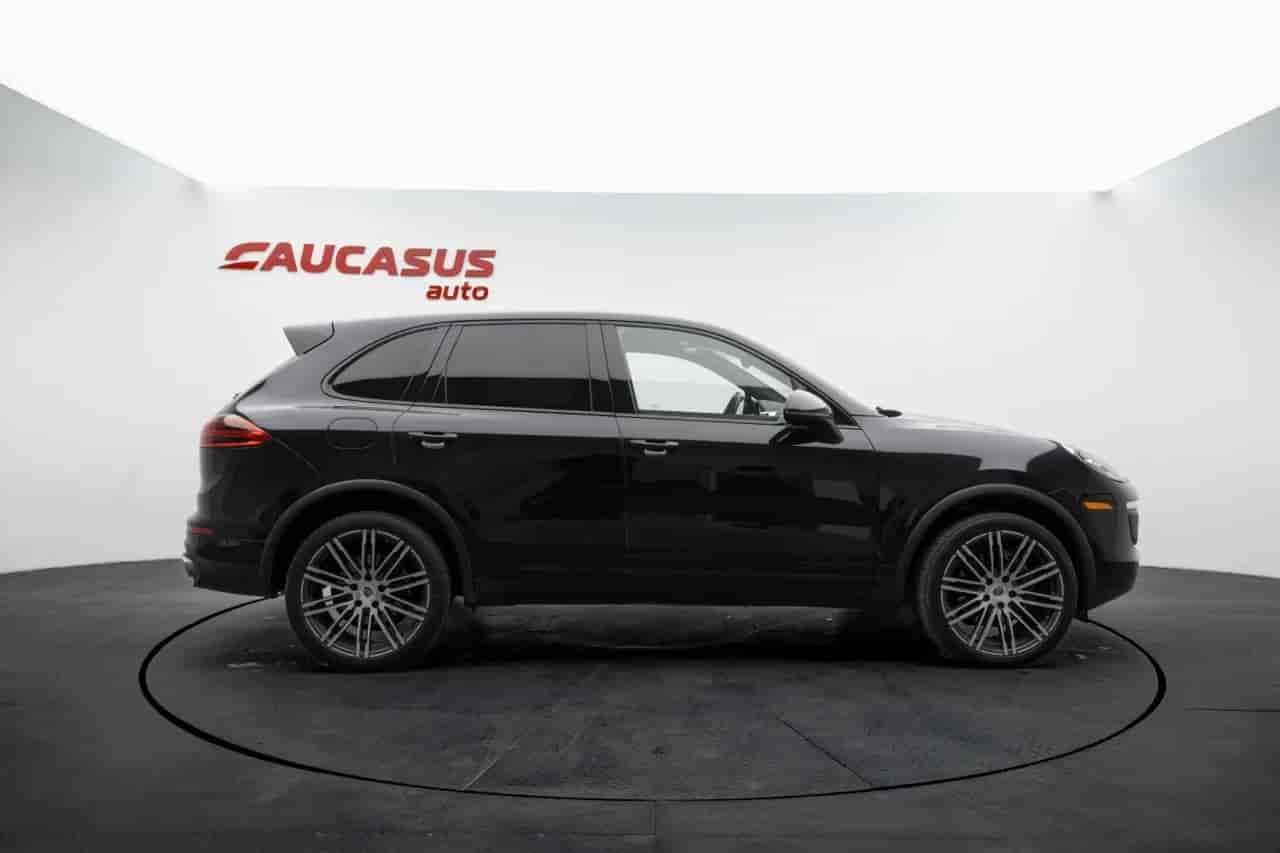 PORSCHE Cayenne - 4