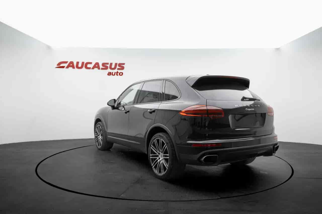 PORSCHE Cayenne - 7