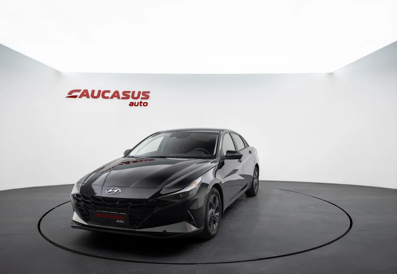 2022 HYUNDAI Elantra