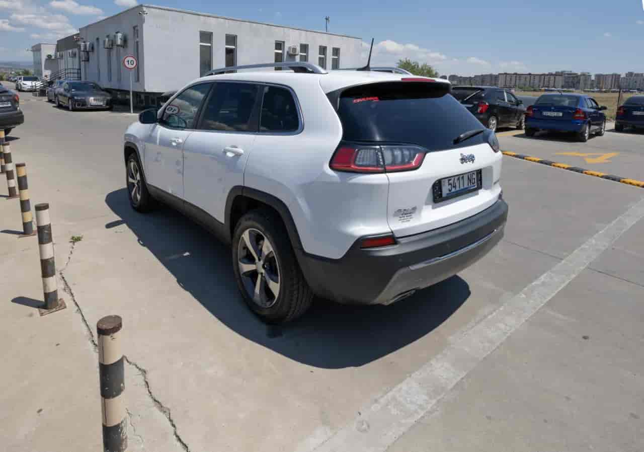 JEEP Cherokee - 6