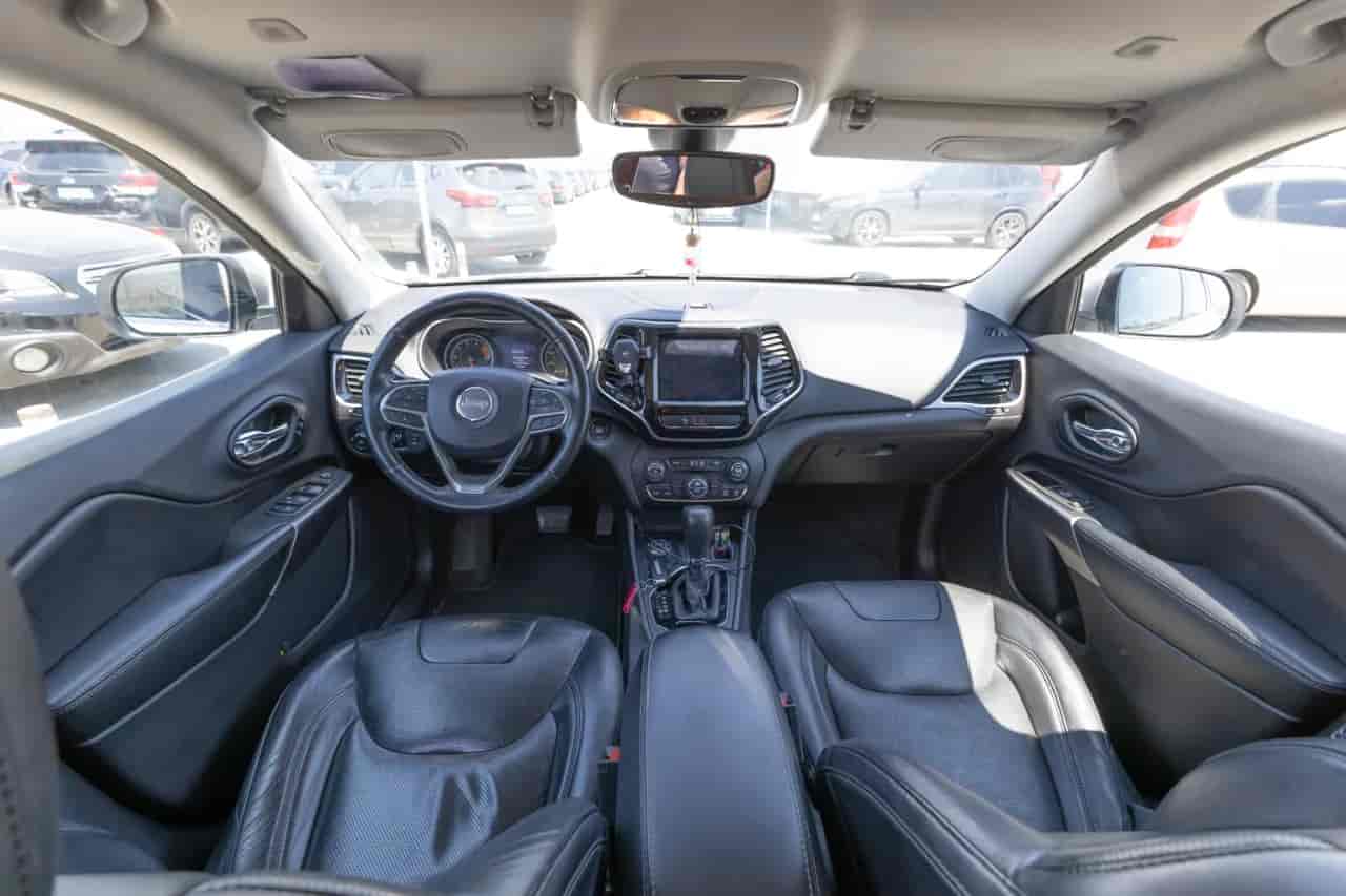 JEEP Cherokee - 9
