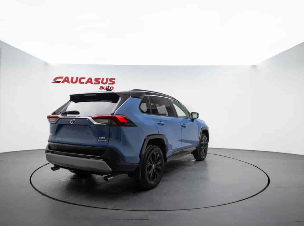 TOYOTA RAV4 - 4