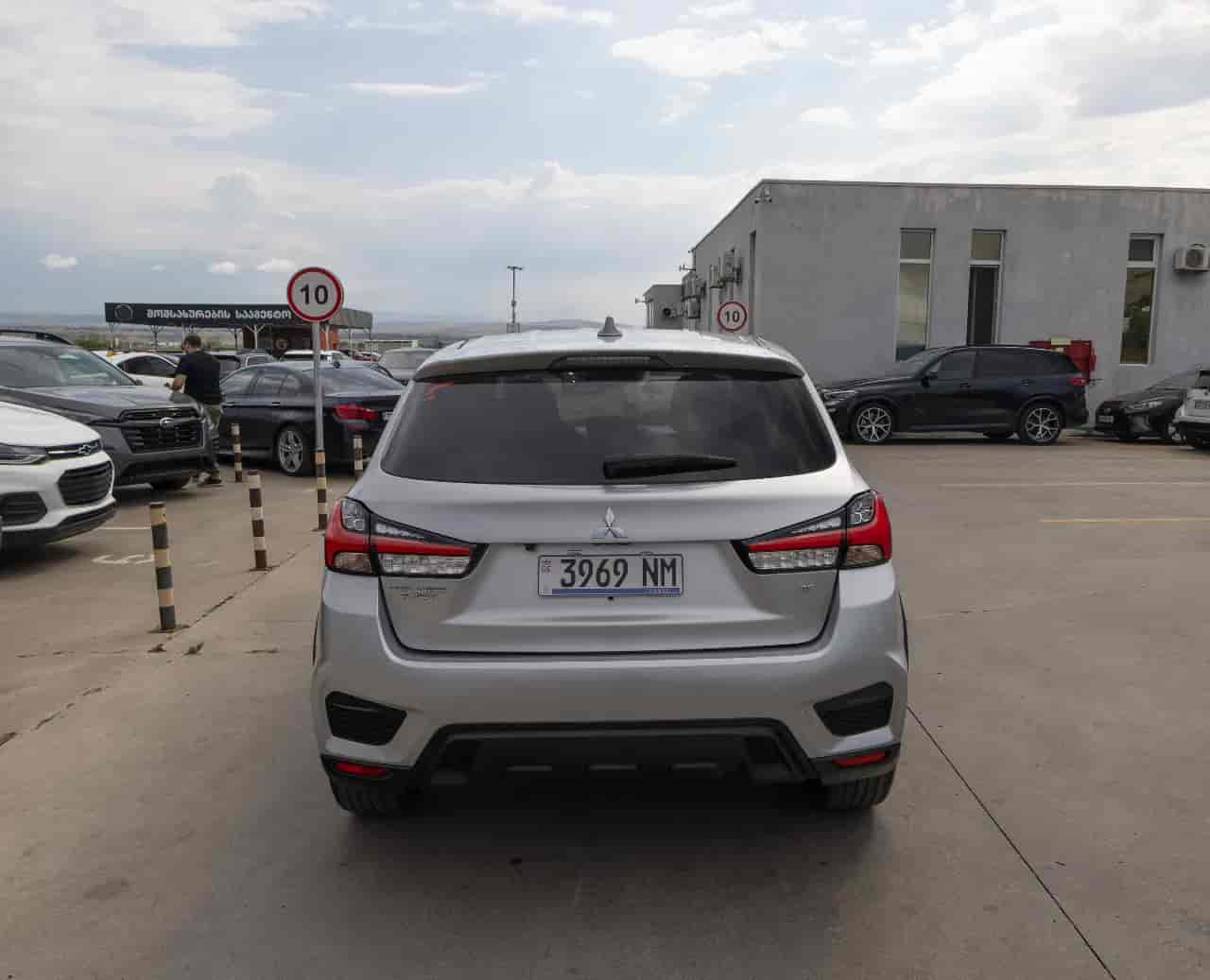 MITSUBISHI Outlander Sport - 5