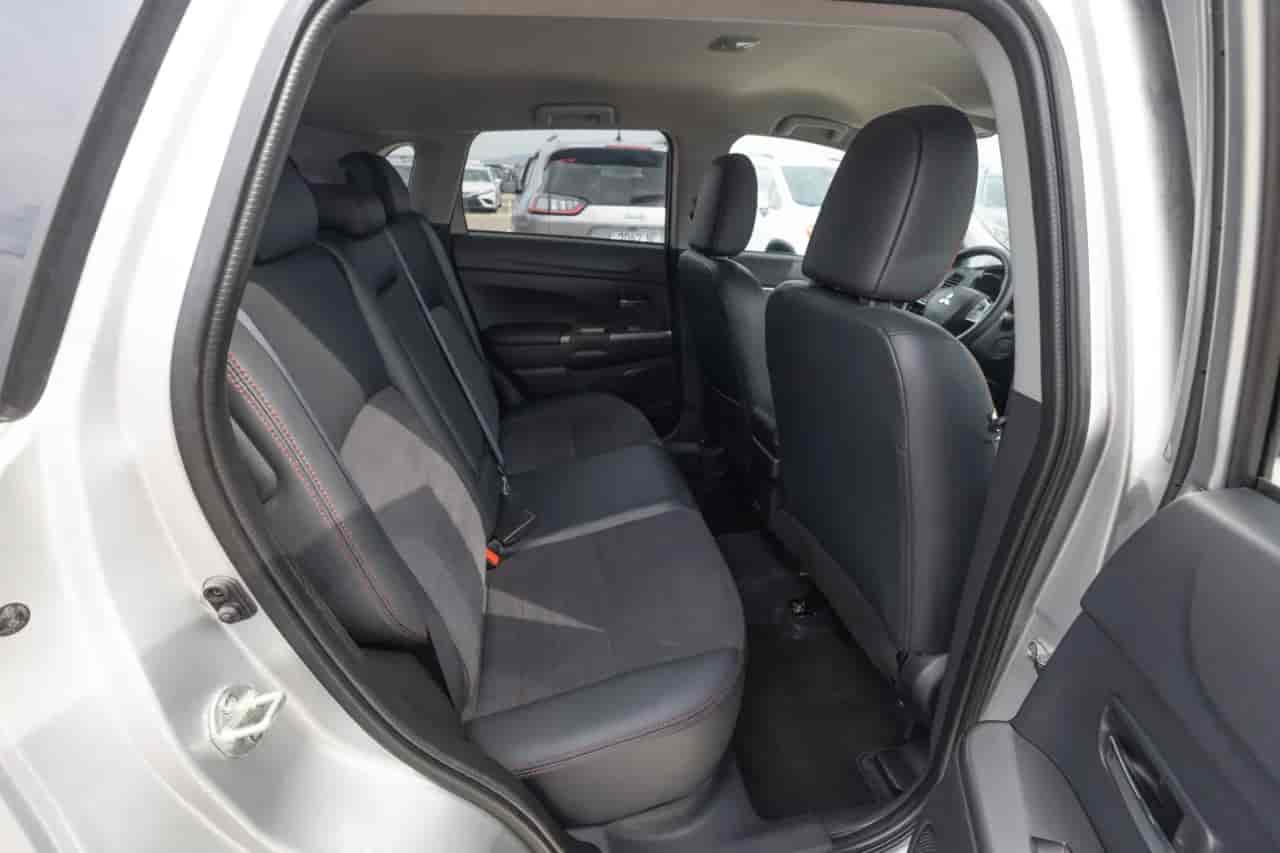 MITSUBISHI Outlander Sport - 8