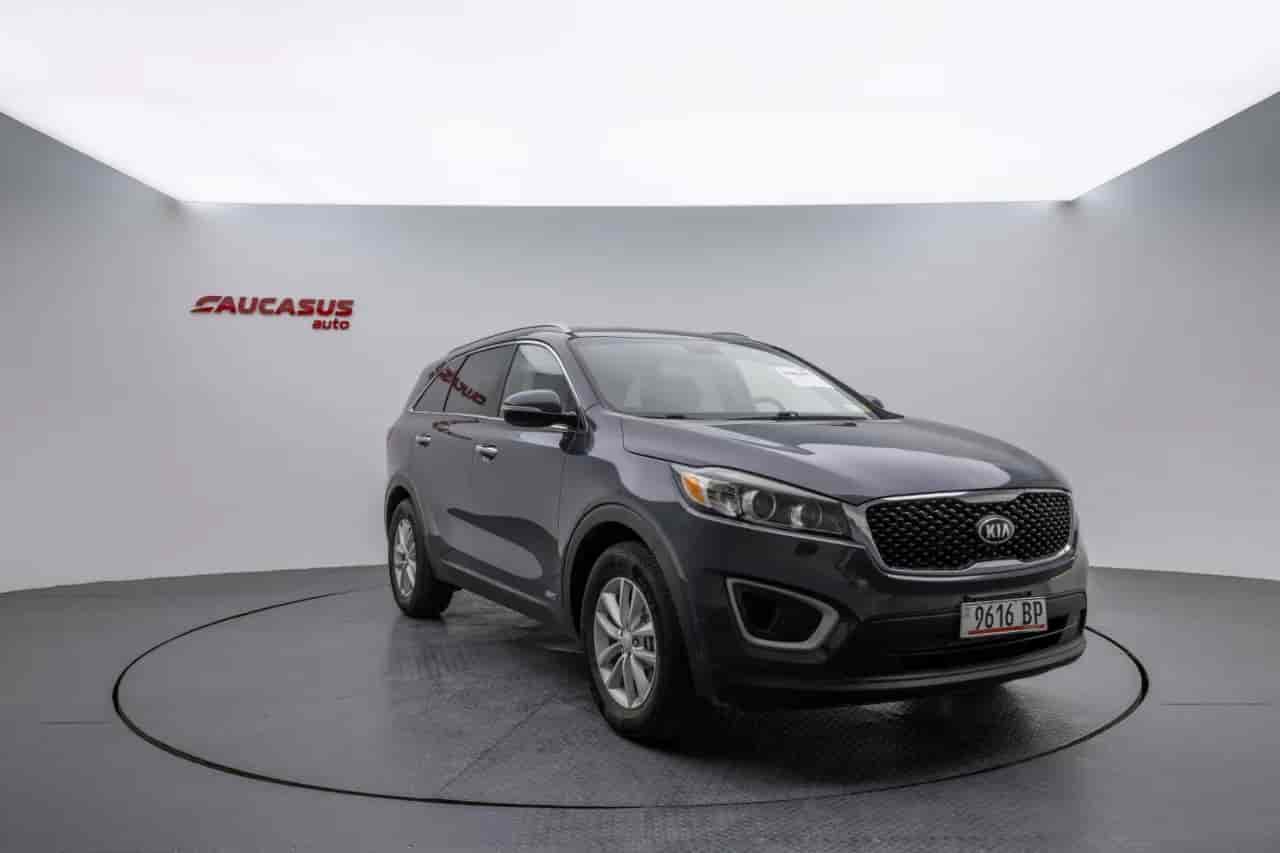 KIA Sorento - 1