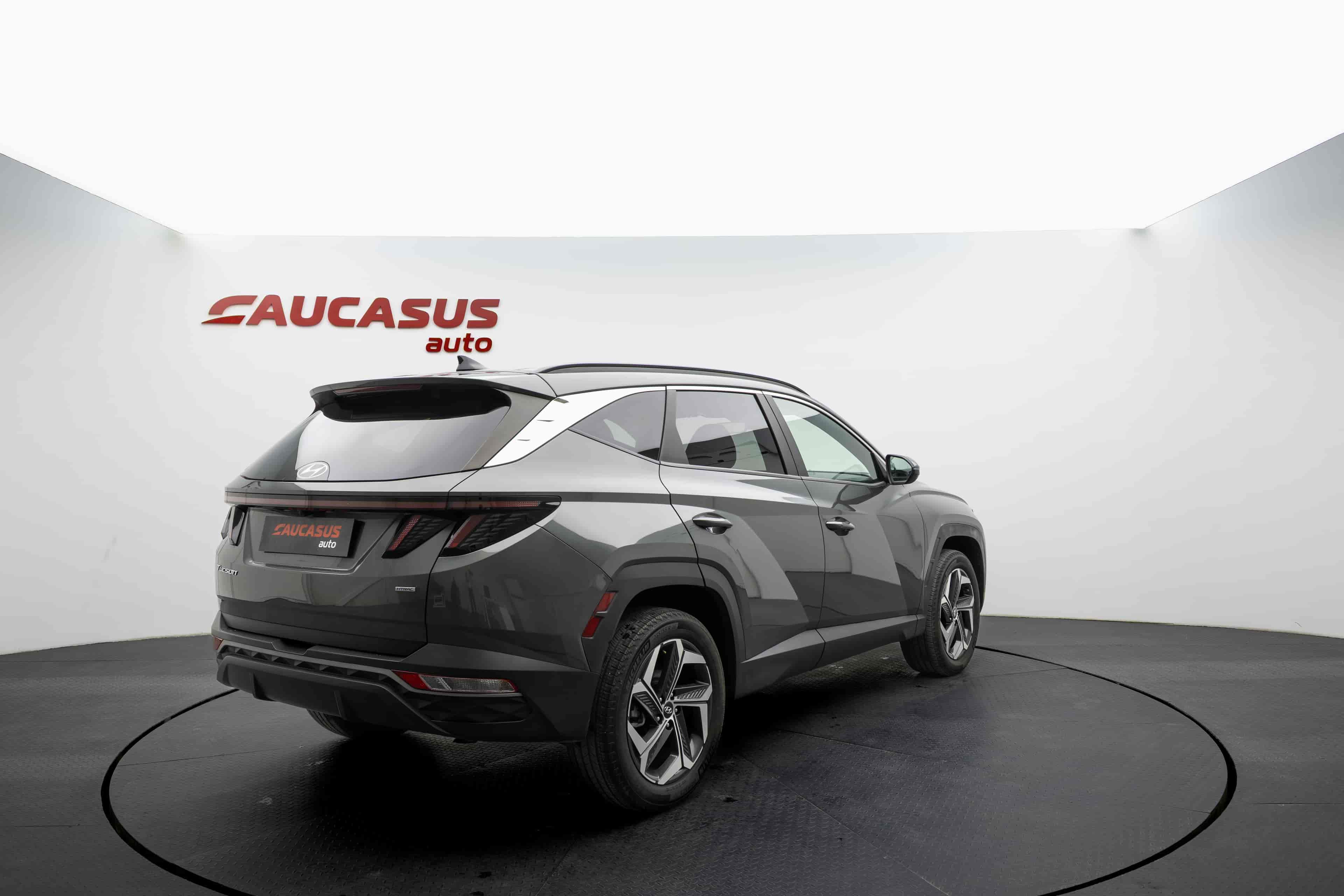 HYUNDAI Tucson - 10